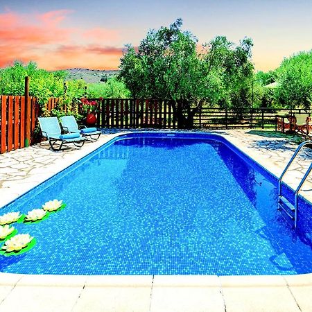 Sentido Villas Arménoi Buitenkant foto