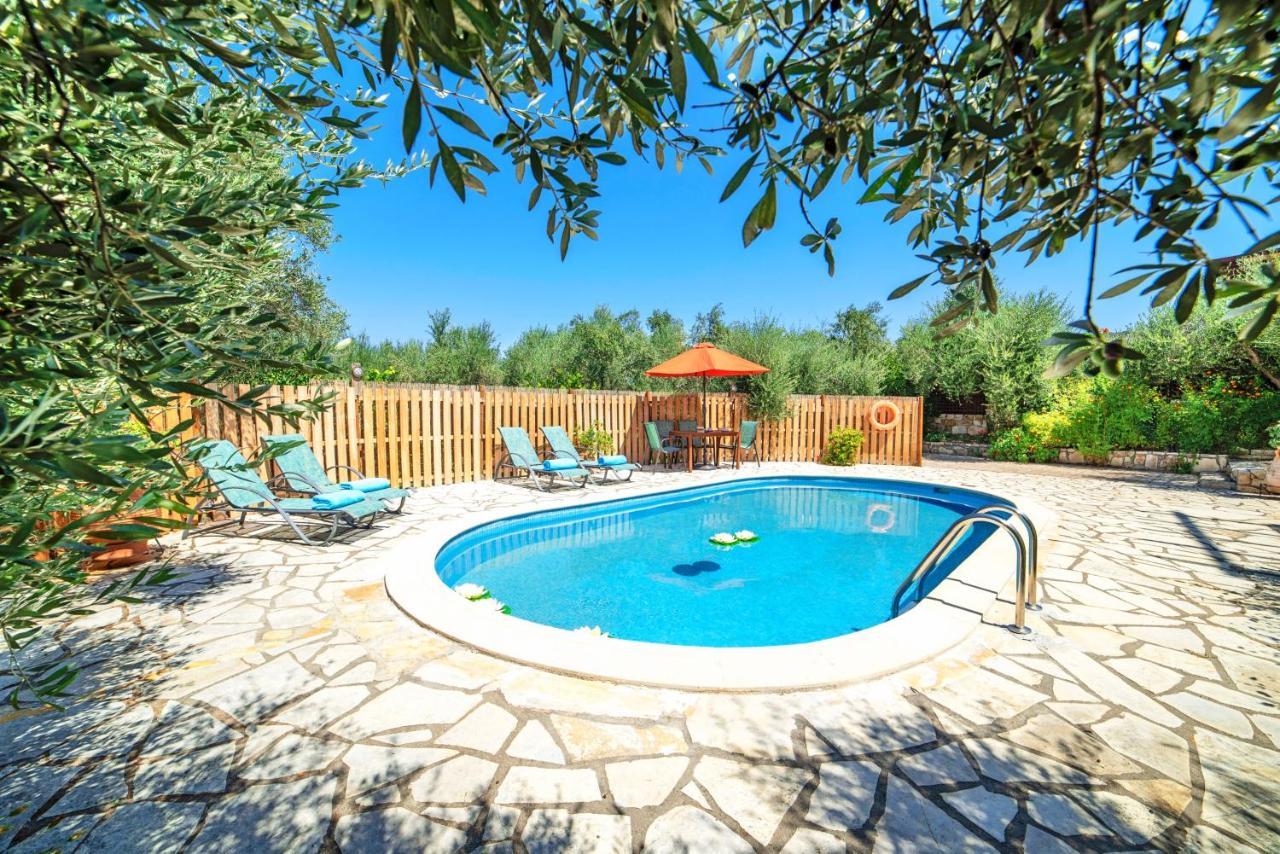 Sentido Villas Arménoi Buitenkant foto